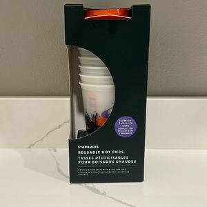Srarbucks hot cups glow in the dark - Halloween